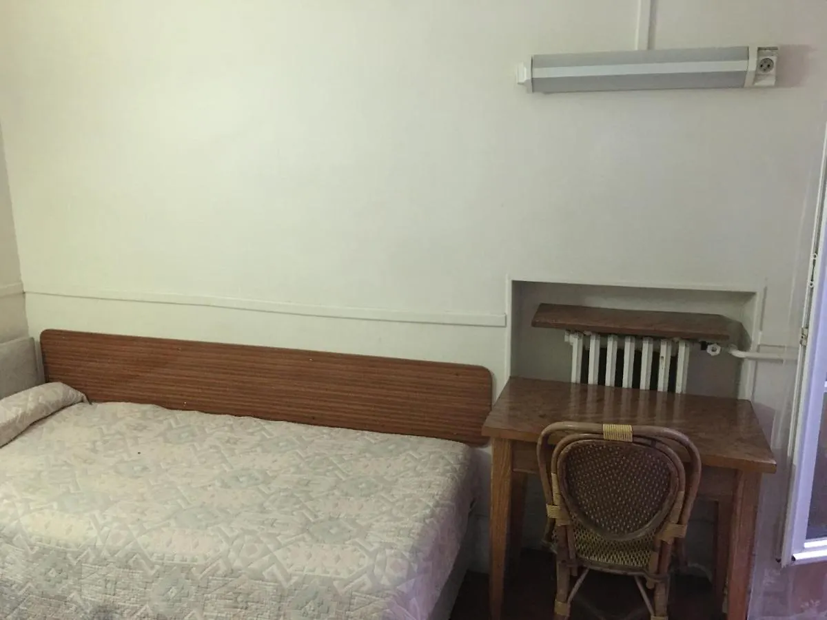 Hotel A La Pinte Du Nord *